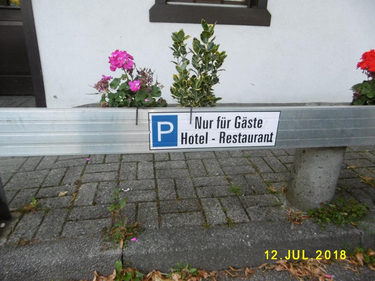 Bad Bruckhaus Erlebnishotel 瓦尔茨胡特·田根 外观 照片