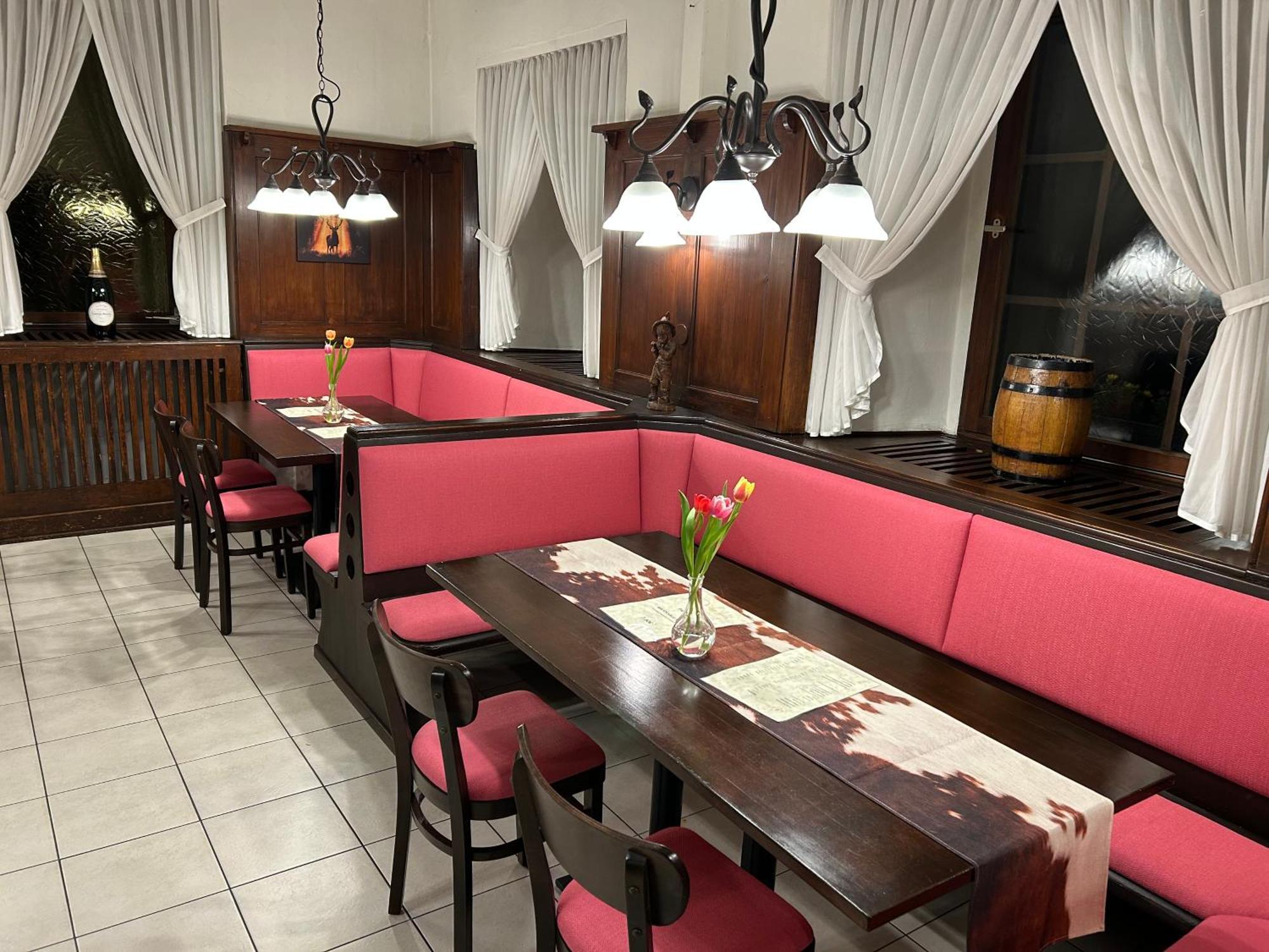 Bad Bruckhaus Erlebnishotel 瓦尔茨胡特·田根 外观 照片