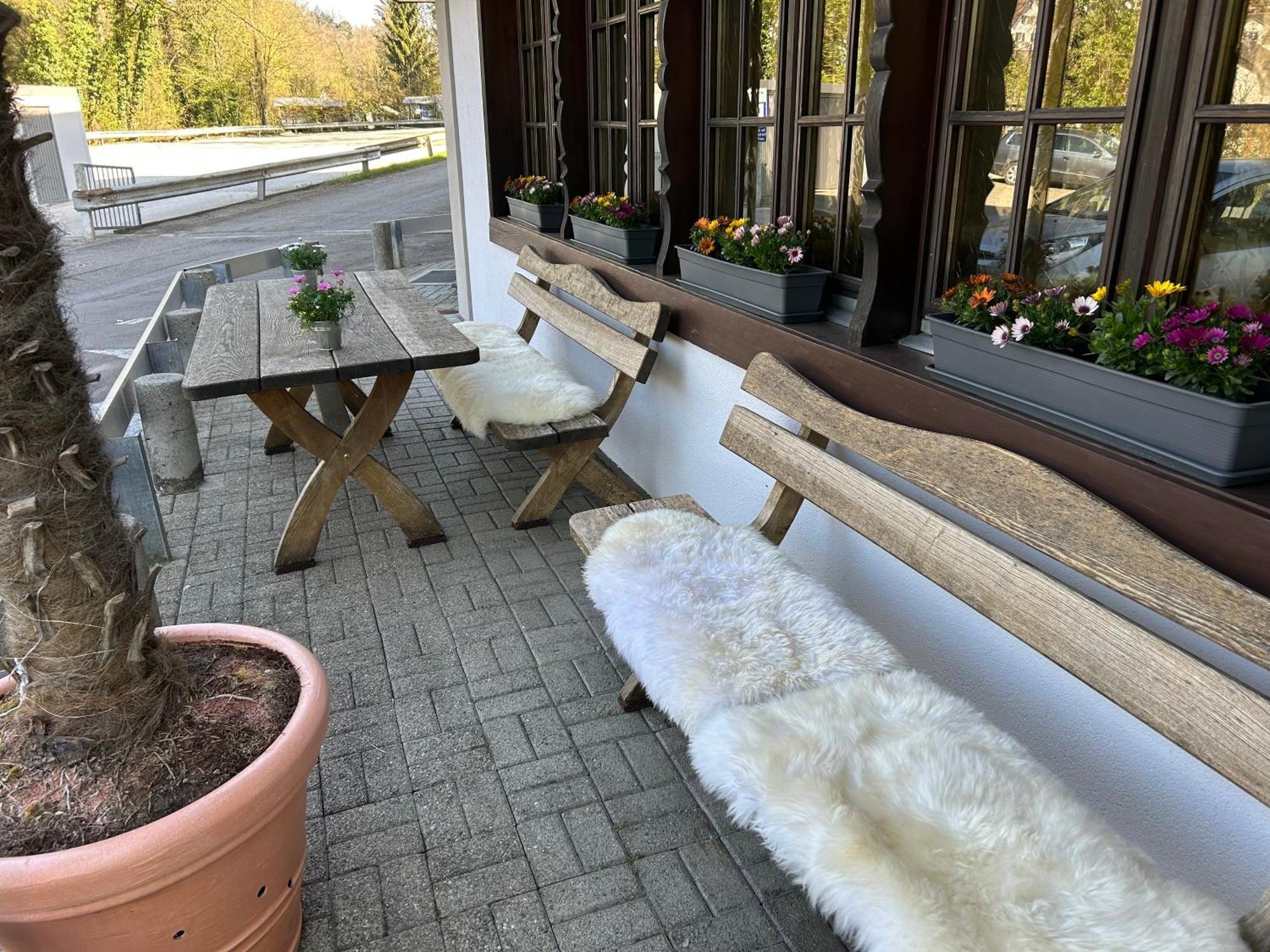 Bad Bruckhaus Erlebnishotel 瓦尔茨胡特·田根 外观 照片