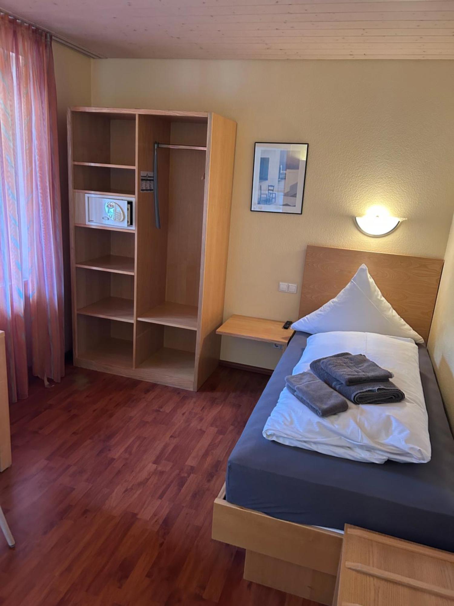 Bad Bruckhaus Erlebnishotel 瓦尔茨胡特·田根 外观 照片