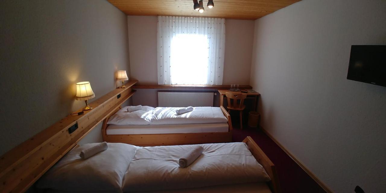 Bad Bruckhaus Erlebnishotel 瓦尔茨胡特·田根 外观 照片